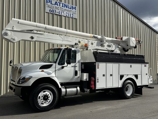 2014-International-7400-Altec-Material-Handler-Utility-Line-Construction-Boom-Man-Lift-Truck