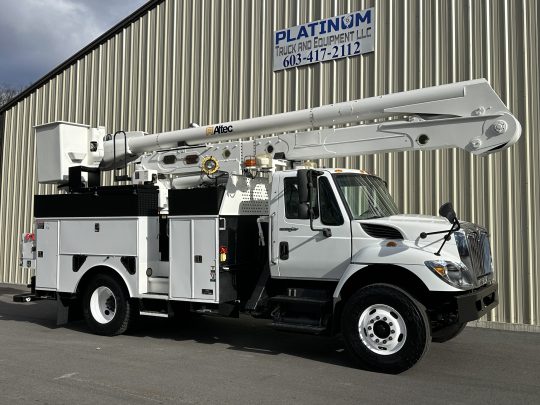 2014-International-7400-Altec-Material-Handler-Utility-Line-Construction-Boom-Man-Lift-Truck