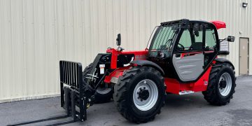 2024-Manitou-MT-733-Easy-75D-Comfort-Enclosed-Telehandler-Fork-Truck