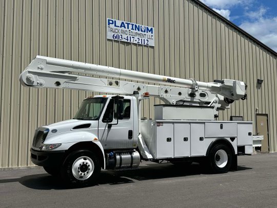 2019-International-4300-Altec-Material-Handler-Utility-Bucket-lineman-Cherry-Picker-Truck