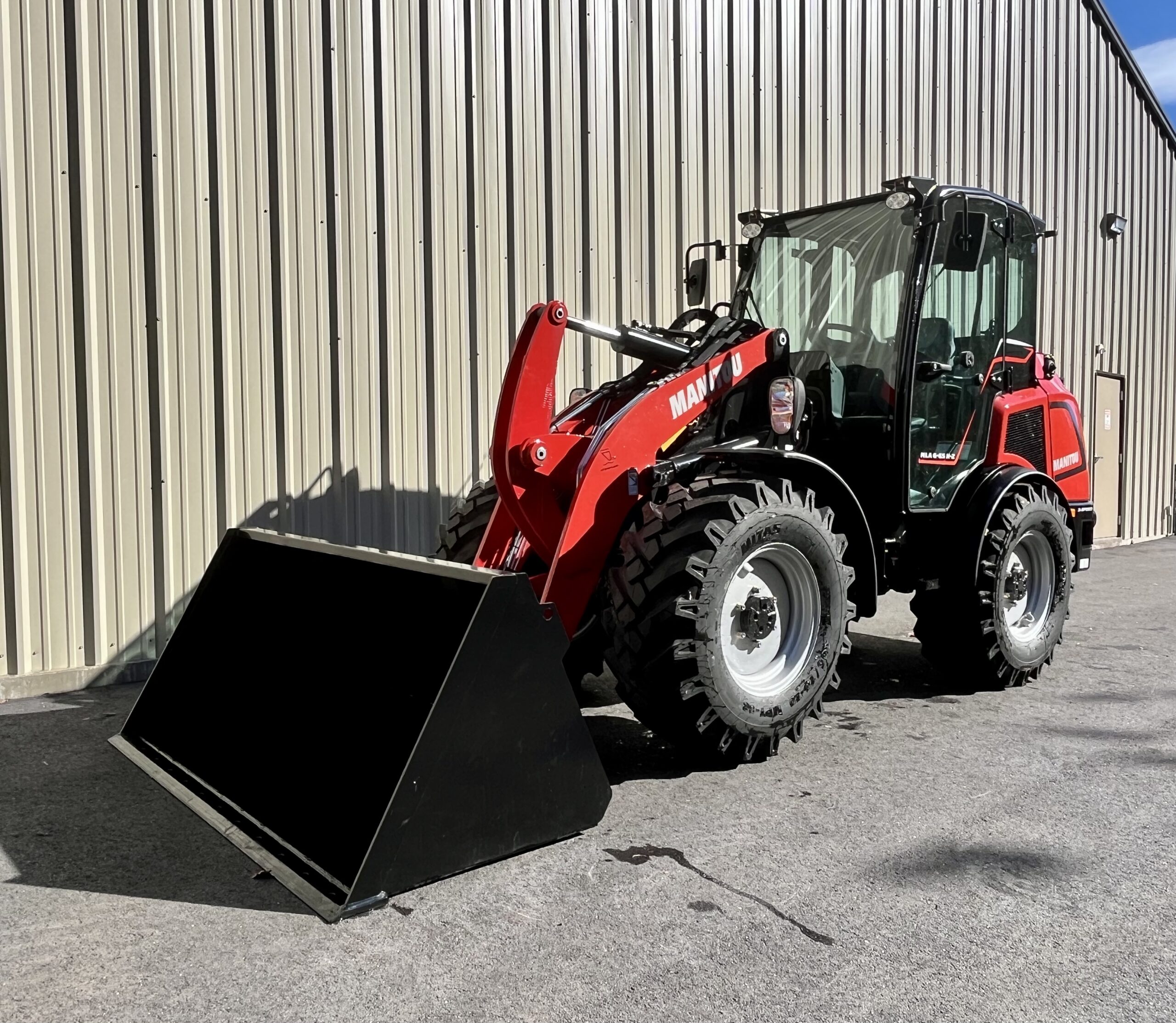 ac, bobcat, Caterpillar, compact loader, Diesel, diesel loader, enclosed, Heat, John Deere, Manitou, snow machine, tracked loader, Wheel loader