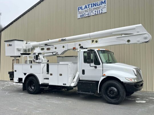 2017-International-4300-Altec-Material-Handler-Utility-Lineman-Linemen-Diesel-Service-Boom-Bucket-Truck