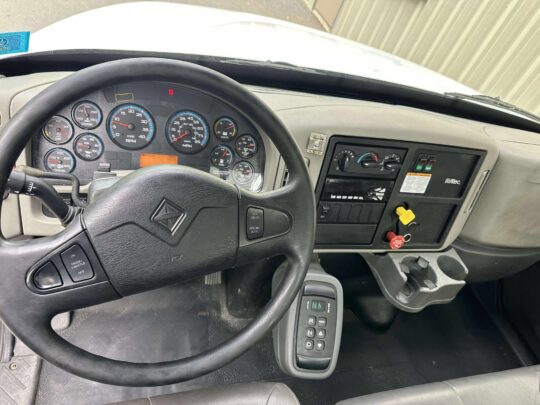 2017-International-4300-Altec-Material-Handler-Utility-Lineman-Linemen-Diesel-Service-Boom-Bucket-Truck