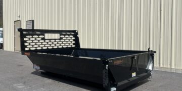 Aluminum Truck Bed, Aluminum Truck Body, diesel trucks, Downeaster, Dump bed, duramag, Durarack, Hooklift, installs, landscape dump truck, landscape equipment, Magnum Rack, mechanic trucks, New Truck Bed, Service, service bed, steel bed, SwapHogg, Switch&go, Switchandgo, Upfit
