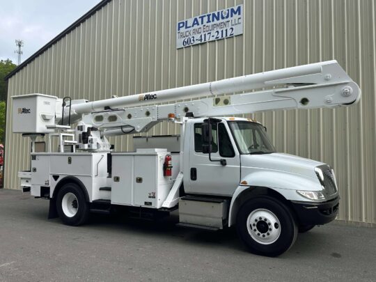 2017-International-4300-Altec-Material-Handler-Utility-Lineman-Linemen-Diesel-Service-Boom-Bucket-Truck