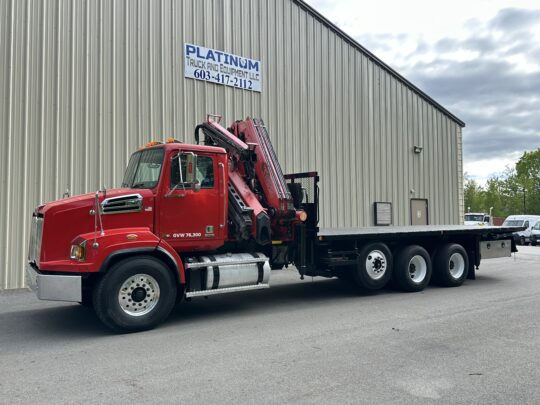2014-Western-Star-4700SB-Fassi-Knuckle-Crane-Crane-Boom-Flatbed-Truck-Utility-Form-Crane-Truck