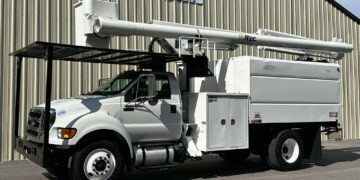 2013-Ford-F750-Altec-Forestry-Chipper-Dump-Truck-Arborist-Forestey-Truck-Diesel-Cummins-Eaton-Auto