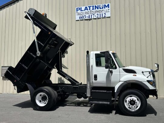2016-International-7400-J&J-Dump-Truck-Hauler-Tri-Axle-Single-Axle-Tandem-Axle-Dump-Truck