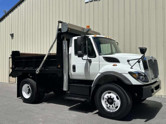 2016-International-7400-J&J-Dump-Truck-Hauler-Tri-Axle-Single-Axle-Tandem-Axle-Dump-Truck