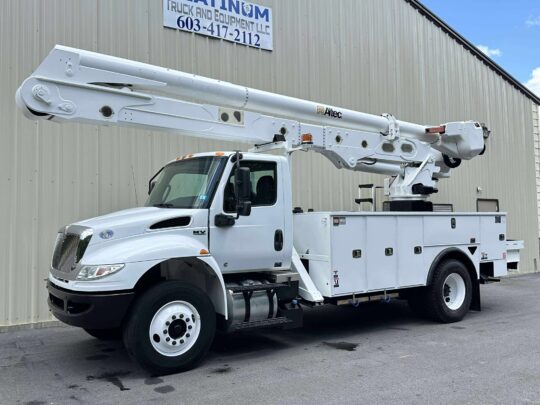 2020-International-MV607-Altec-Material-Handler-Bucket-Truck-Utility-Boom-Lineman-Truck-Diesel-Auto-AC-Storm-Truck