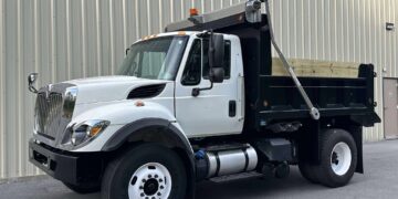 2016-International-7400-J&J-Dump-Truck-Hauler-Tri-Axle-Single-Axle-Tandem-Axle-Dump-Truck