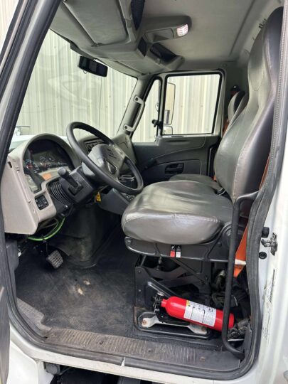 2016-International-7400-J&J-Dump-Truck-Hauler-Tri-Axle-Single-Axle-Tandem-Axle-Dump-Truck