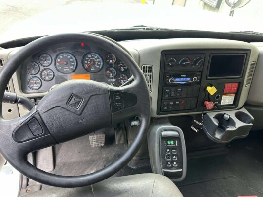2016-International-7400-J&J-Dump-Truck-Hauler-Tri-Axle-Single-Axle-Tandem-Axle-Dump-Truck