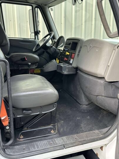 2016-International-7400-J&J-Dump-Truck-Hauler-Tri-Axle-Single-Axle-Tandem-Axle-Dump-Truck