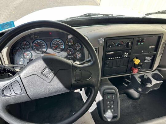2019-International-4300-Altec-Material-Handler-Utility-Bucket-lineman-Cherry-Picker-Truck