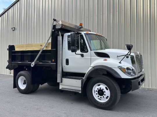 2016-International-7400-J&J-Dump-Truck-Hauler-Tri-Axle-Single-Axle-Tandem-Axle-Dump-Truck