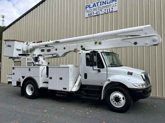 2019-International-4300-Altec-Material-Handler-Utility-Bucket-lineman-Cherry-Picker-Truck