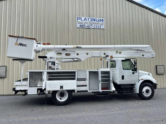 2019-International-4300-Altec-Material-Handler-Utility-Bucket-lineman-Cherry-Picker-Truck