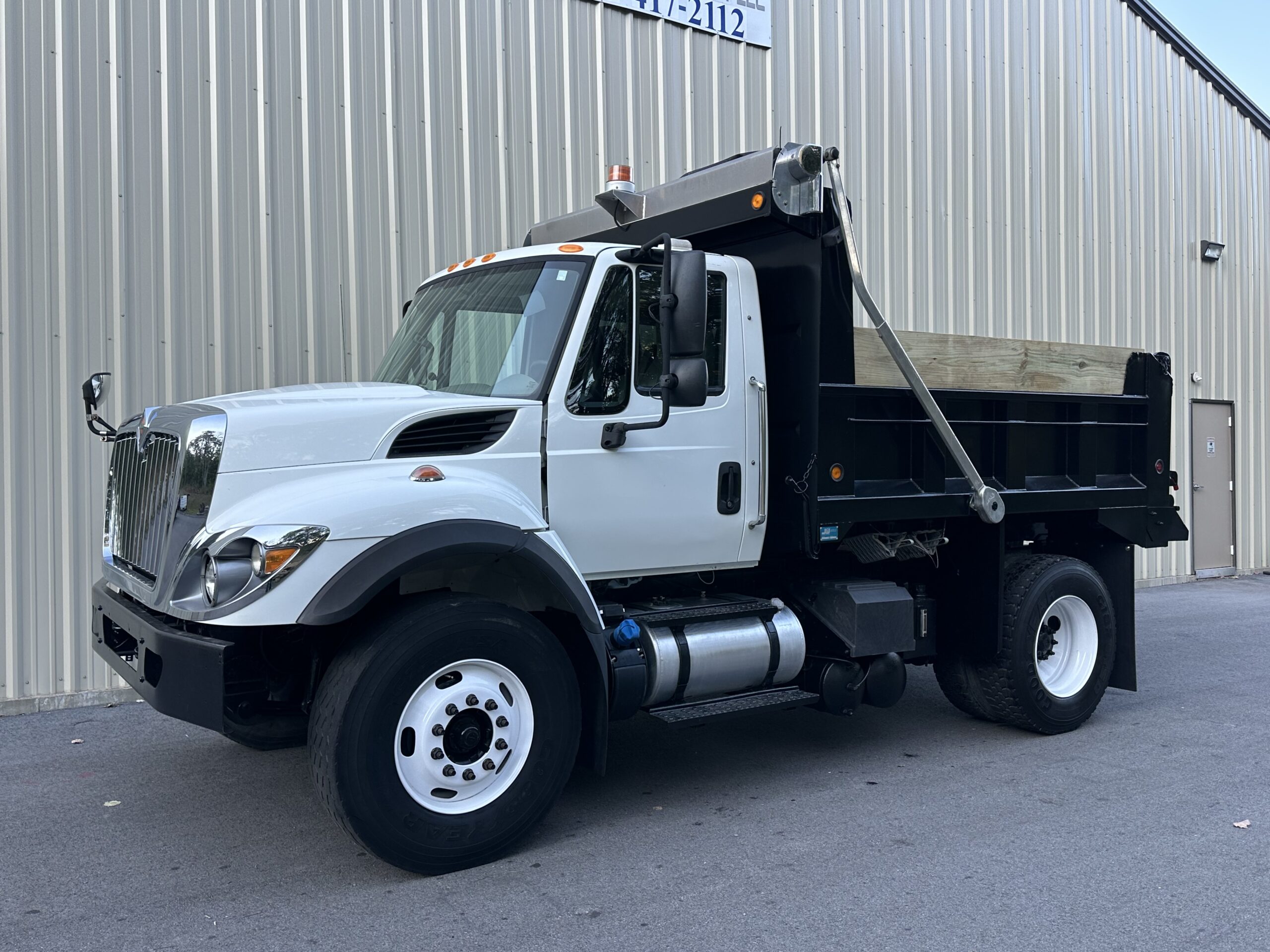 2016-International-7400-J&J-Dump-Truck-Hauler-Tri-Axle-Single-Axle-Tandem-Axle-Dump-Truck