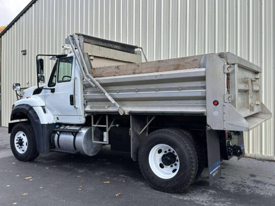 2019-International-7600-Henderson-Dump-Truck-Hauler-Tri-Axle-Single-Axle-Tandem-Axle-Dump-Truck-High-HP-Diesel-Automatic-7600-Peterbilt-Kenworth-Mack-Stainless-Bed
