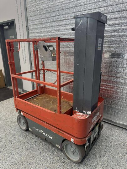2016-Skyjack-SJ12-Electric-Vertical-Mast-Man-Lift