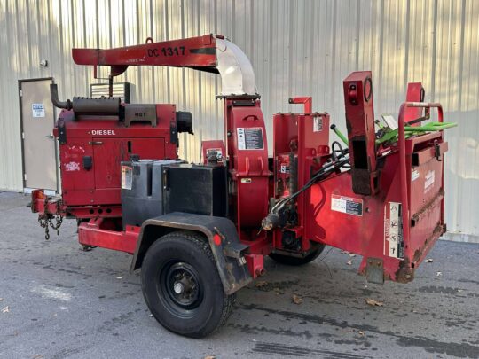 2013-Altec-DC1317-Diesel-Gas-Wood-Chipper-Bandit-Altec-Vermeer-Morbark
