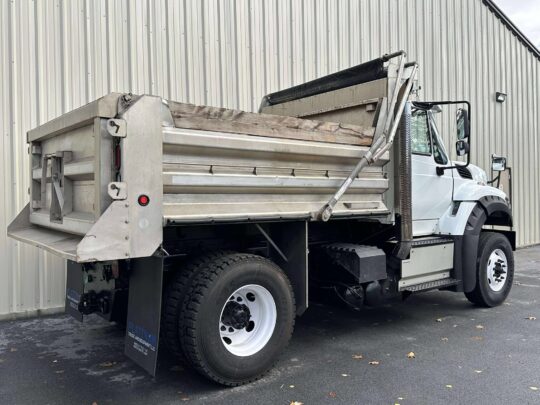 2019-International-7600-Henderson-Dump-Truck-Hauler-Tri-Axle-Single-Axle-Tandem-Axle-Dump-Truck-High-HP-Diesel-Automatic-7600-Peterbilt-Kenworth-Mack-Stainless-Bed
