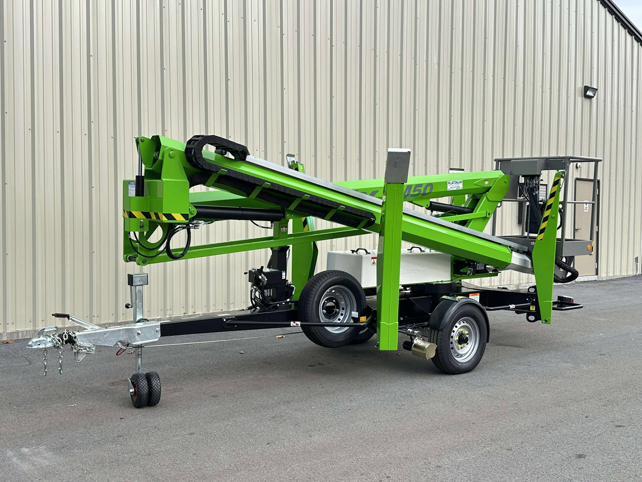 2025-Niftylift-TM50HGE-HYBRID-TM50HG-TM50HE-TM34TG-TM34TE-TM34TGE-TM42TG-TM42TGE-TM42TE-Tow-Behind-Boom-Man-Lift-Cherry-Picker-Man-Lift