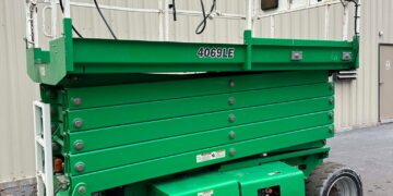 2015-JLG-4069LE-Electric-4x2-Scissor-Boom-Lift-Rough-Terrain-Man-Lift