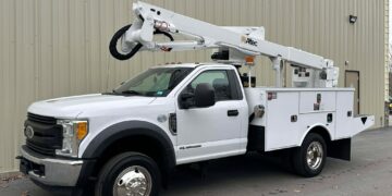 2017-Ford-F550-Altec-Utility-Bucket-Boom-Truck-Diesel-Lineman