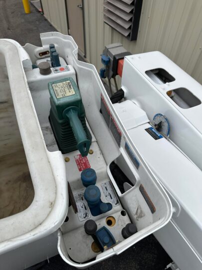 2017-Ford-F550-4x4-Altec-Material-Handler-Utility-Bucket-Boom-Truck-Diesel-Lineman