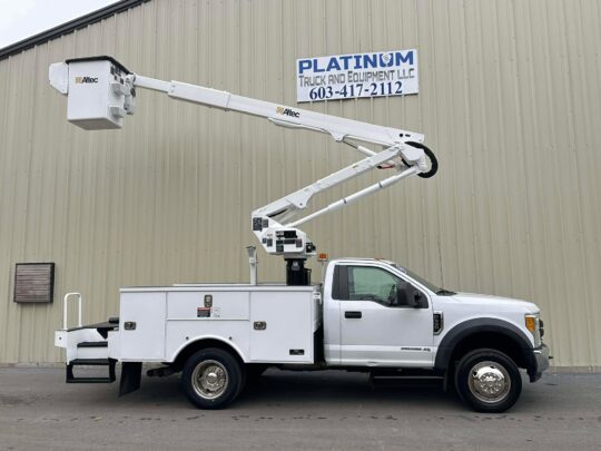 2017-Ford-F550-Altec-Utility-Bucket-Boom-Truck-Diesel-Lineman