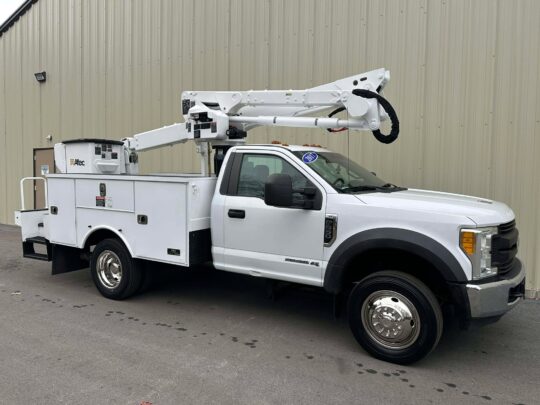 2017-Ford-F550-Altec-Utility-Bucket-Boom-Truck-Diesel-Lineman