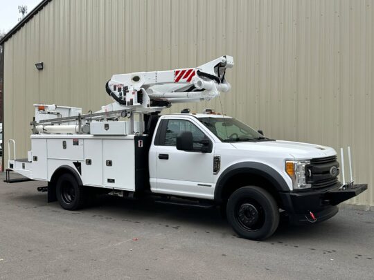 2017-Ford-F550-4x4-Altec-Material-Handler-Utility-Bucket-Boom-Truck-Diesel-Lineman