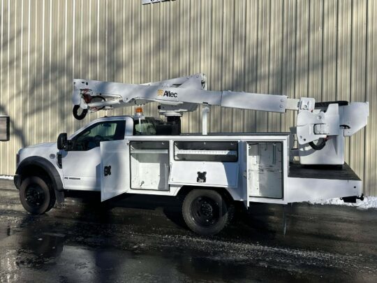 2019-Ford-F550-Altec-Utility-Bucket-Boom-Truck-Diesel-Lineman