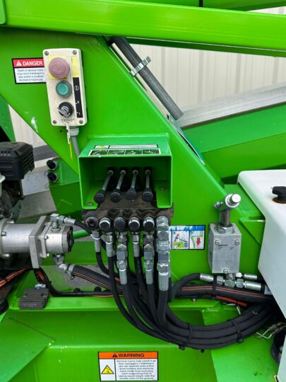 2016-Niftylift-TM50HGE-tow-Behind-Boom-Man-Lift