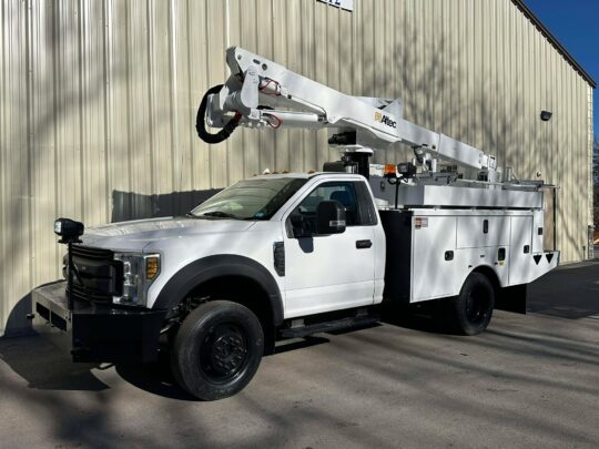 2018-Ford-F550-4x4-Altec-AT40G-AT40-Utility-Bucket-Boom-Truck-Diesel-Gas-Utility-Truck-Utilitywork