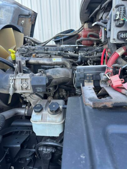 2016-Freightliner-114SD-Tandem-Axle-Dump-Truck-500hp-Diesel-Automatic-Kenworth-Peterbilt-Tri-Axle-Asphalt-Truck