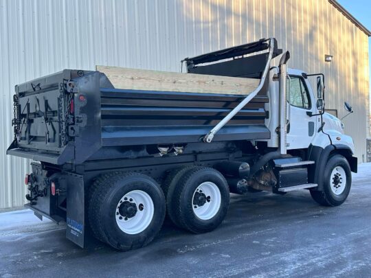 2016-Freightliner-114SD-Tandem-Axle-Dump-Truck-500hp-Diesel-Automatic-Kenworth-Peterbilt-Tri-Axle-Asphalt-Truck