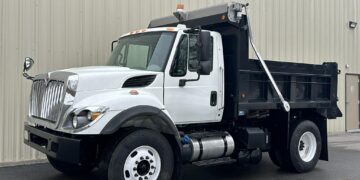 2016-International-7400-J&J-Dump-Truck-Hauler-Tri-Axle-Single-Axle-Tandem-Axle-Dump-Truck