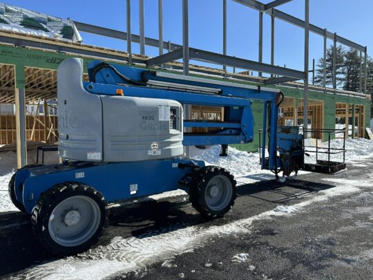 2014-Genie-Z-60/34-4×4-Boom-Man-Lift-Diesel-Hybrid-Electric-Gas-LPG-Construction-Lift-JLG-MEC-Skyjack-Snorkel-Niftylift-Haulotte-60'-Articulating-4x2-Exterior-Lift