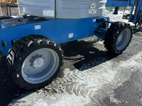 2014-Genie-Z-60/34-4×4-Boom-Man-Lift-Diesel-Hybrid-Electric-Gas-LPG-Construction-Lift-JLG-MEC-Skyjack-Snorkel-Niftylift-Haulotte-60'-Articulating-4x2-Exterior-Lift