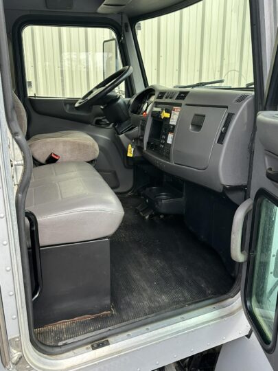 2017-Peterbilt-348-Hood-7000-Grapple-Truck-Trash-Truck-Material-Handler-Moving-Truck