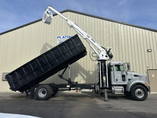 2017-Peterbilt-348-Hood-7000-Grapple-Truck-Trash-Truck-Material-Handler-Moving-Truck