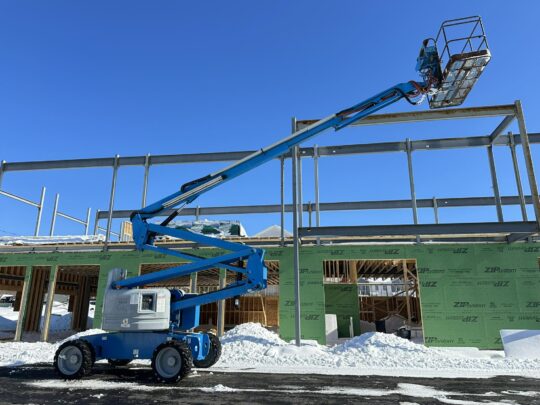 2014-Genie-Z-60/34-4×4-Boom-Man-Lift-Diesel-Hybrid-Electric-Gas-LPG-Construction-Lift-JLG-MEC-Skyjack-Snorkel-Niftylift-Haulotte-60'-Articulating-4x2-Exterior-Lift