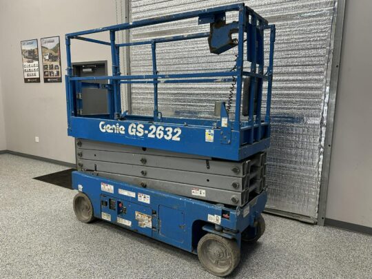 2016-Genie-GS-2632-Electric-Scissor-Lift-Interior-Lift-Man-Lift-Diesel-Gas-Hybrid-Electric-JLG-Skytrak-MEC-Manitou-Haulotte-Skyjack