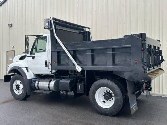 2016-International-7400-J&J-Dump-Truck-Hauler-Tri-Axle-Single-Axle-Tandem-Axle-Dump-Truck