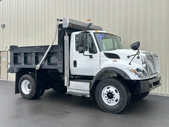 2016-International-7400-J&J-Dump-Truck-Hauler-Tri-Axle-Single-Axle-Tandem-Axle-Dump-Truck