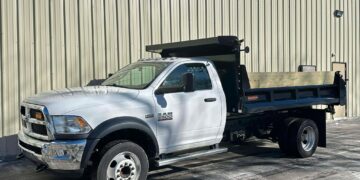 2017-Ram-5500HD-Dump-Truck-Diesel-Gas-4x4-4x2-Down-Easter-Dump-Bed