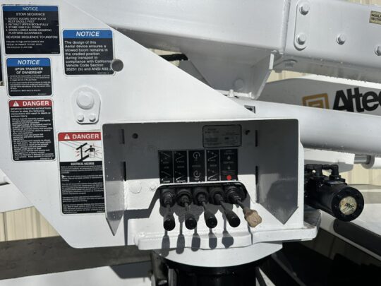 2016-Ford-F550-Altec-Utility-Lineman-Contruction-Boom-Terex-Truck-Bucket-Truck-Diesel-4X4-Utility-Work-Truck